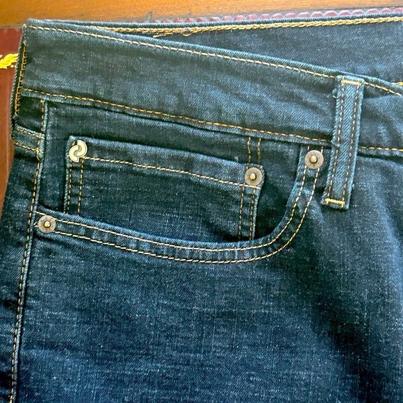 Levi's Denizen Blue 218 Straight Fit Blue Jeans Size 36 W x 30 L - Picture 13 of 15